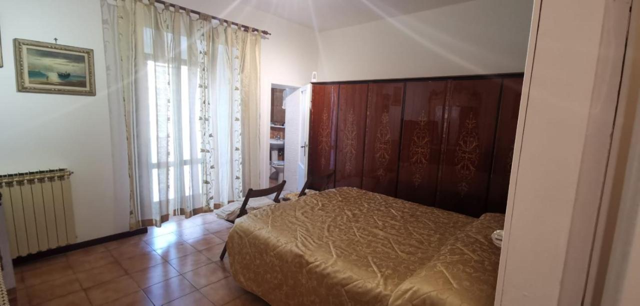 Hotel La Casa in Piazza Gubbio Esterno foto