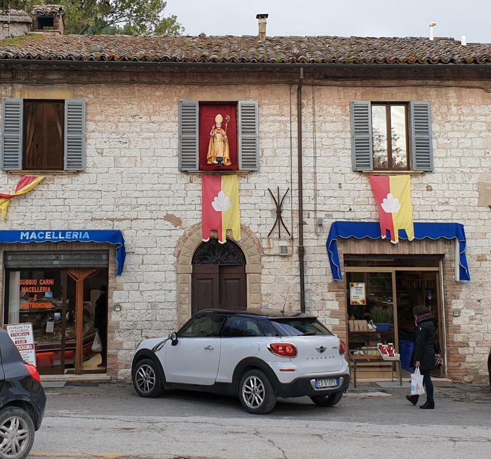 Hotel La Casa in Piazza Gubbio Esterno foto