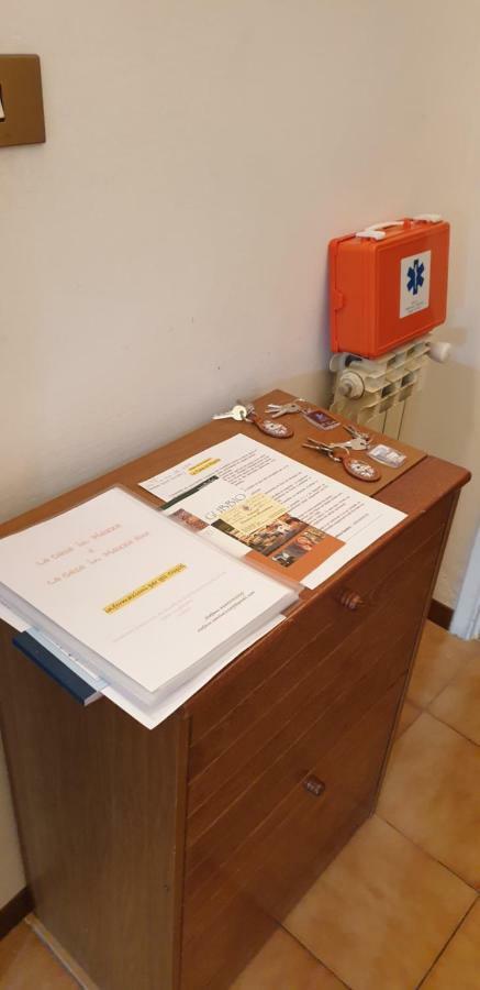 Hotel La Casa in Piazza Gubbio Esterno foto
